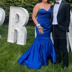 Faviana royal blue Prom Dress size 12